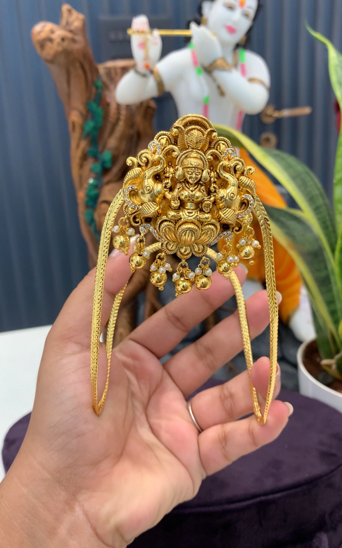 Beautiful Medium size vanki