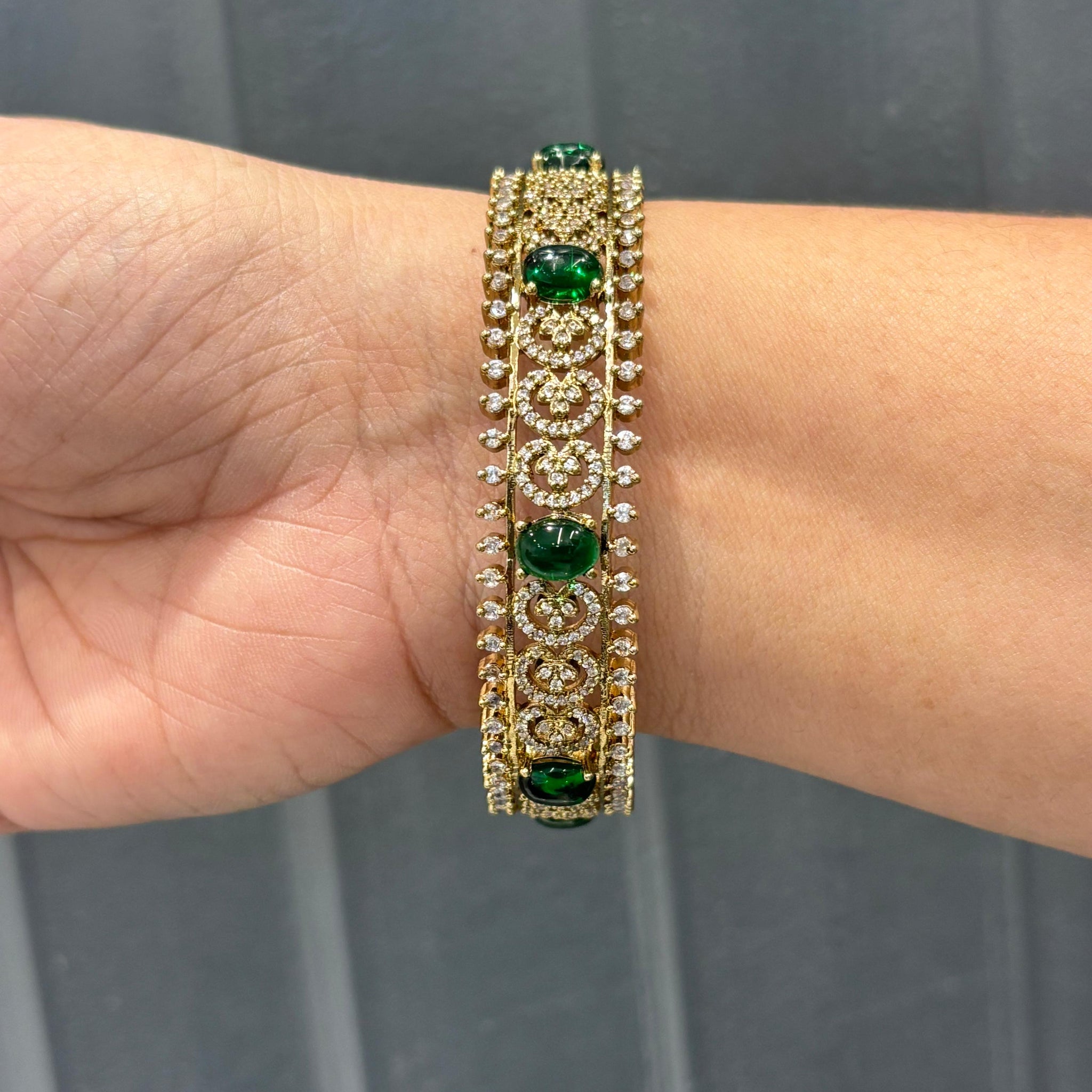 MEHANDI BANGLE