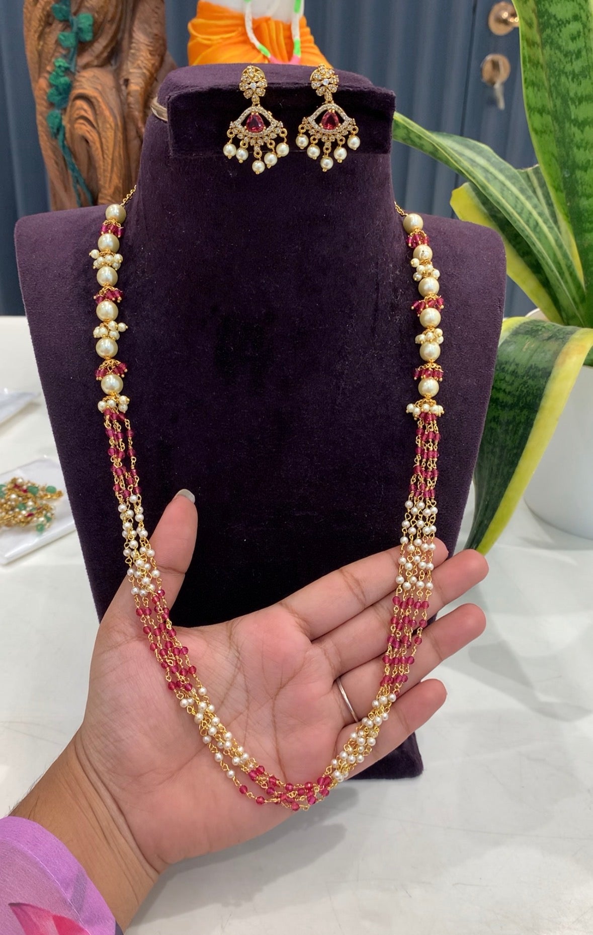 Beautiful customised pearls chain earrings 22-24inchs