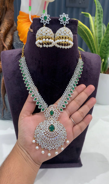 Beautiful GJ polish necklace