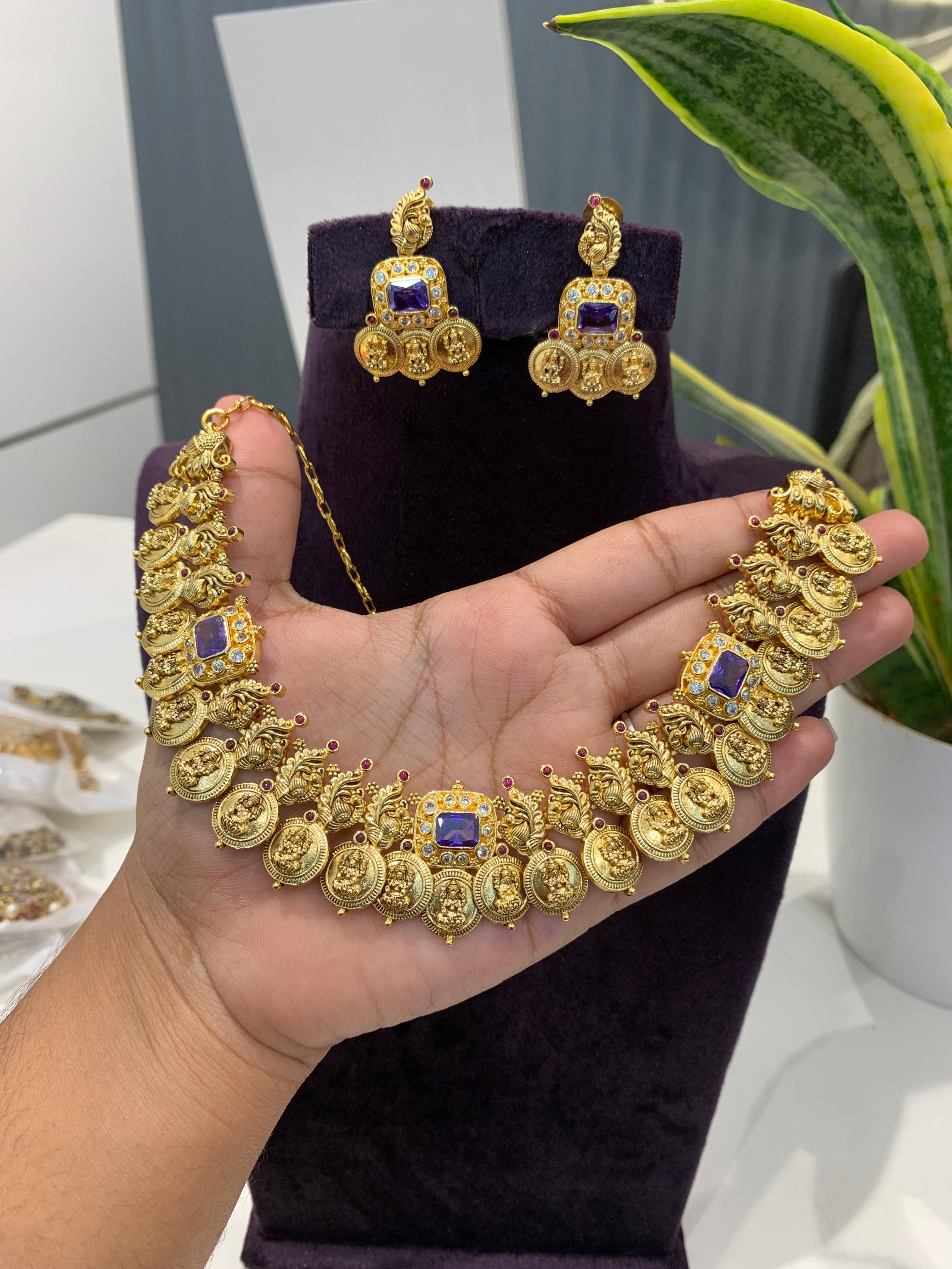 Beautiful lavender stone traditional kasula necklace