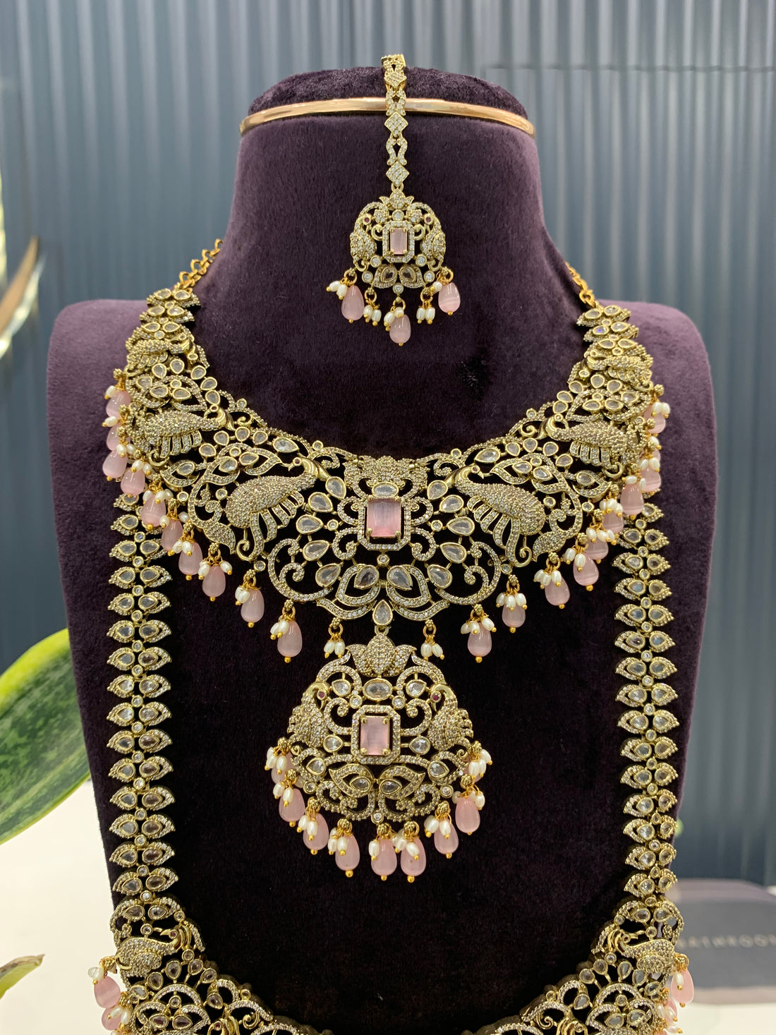 Beautiful Hevay Full Bridal Combo set Necklace Haram Vadanam Earrings and tikka