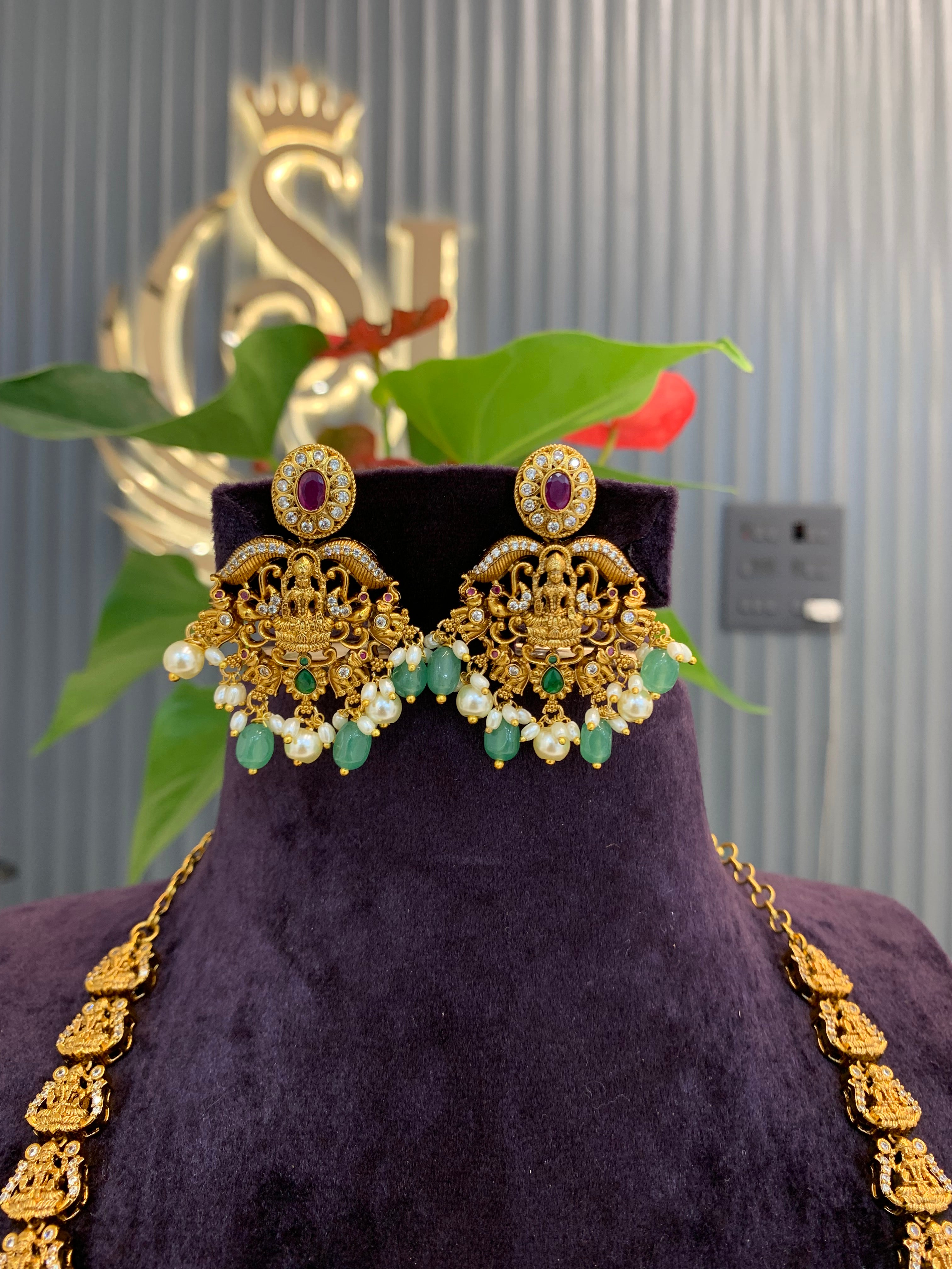 Beautiful nakshi long haram