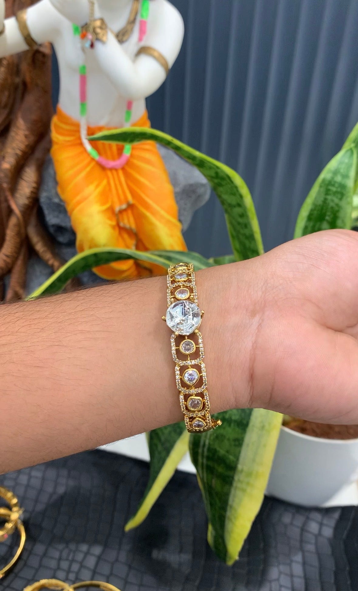 Beautiful diamond replica bracelet free size