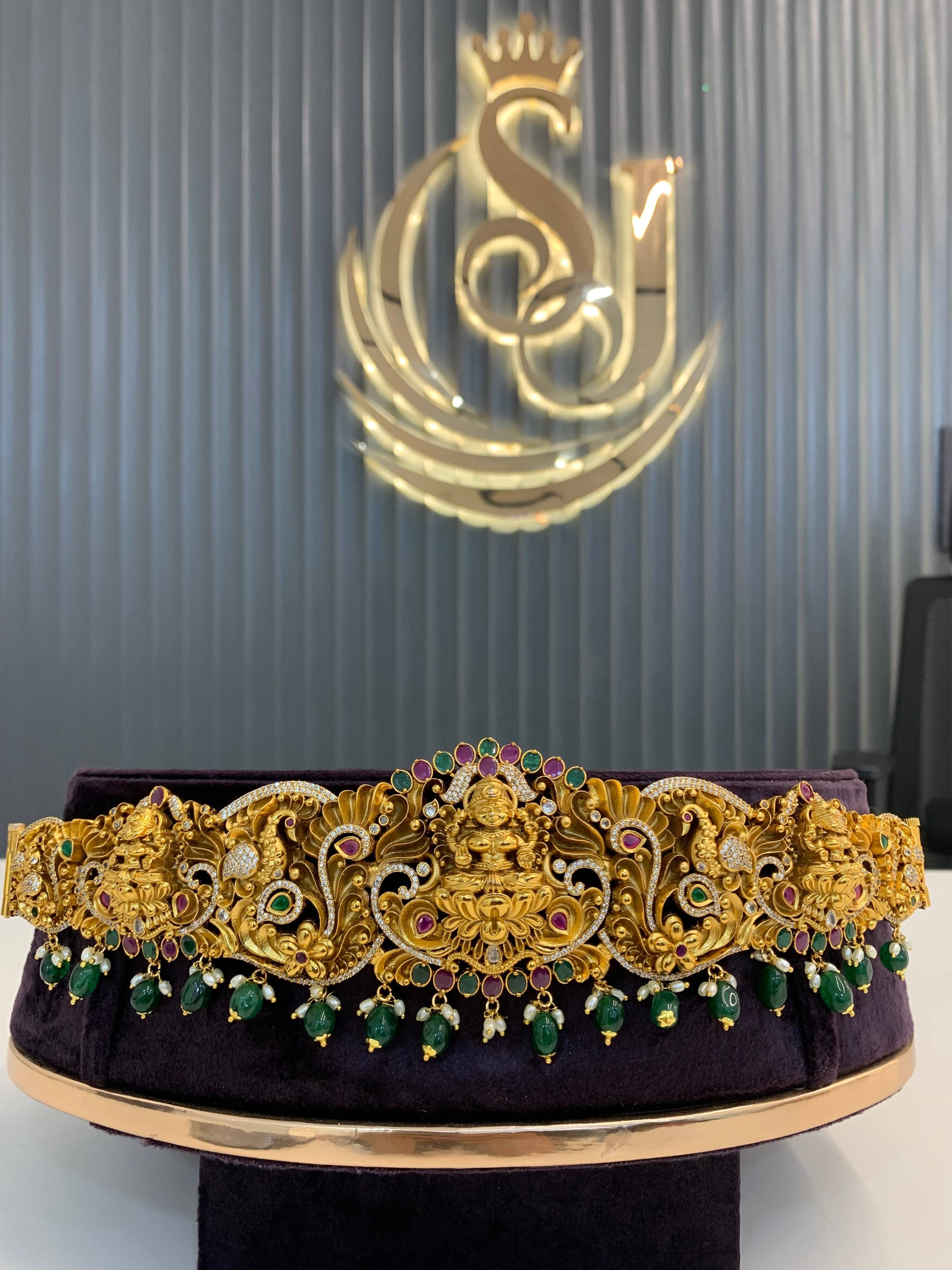 Beautiful 3D nakshi vadanam