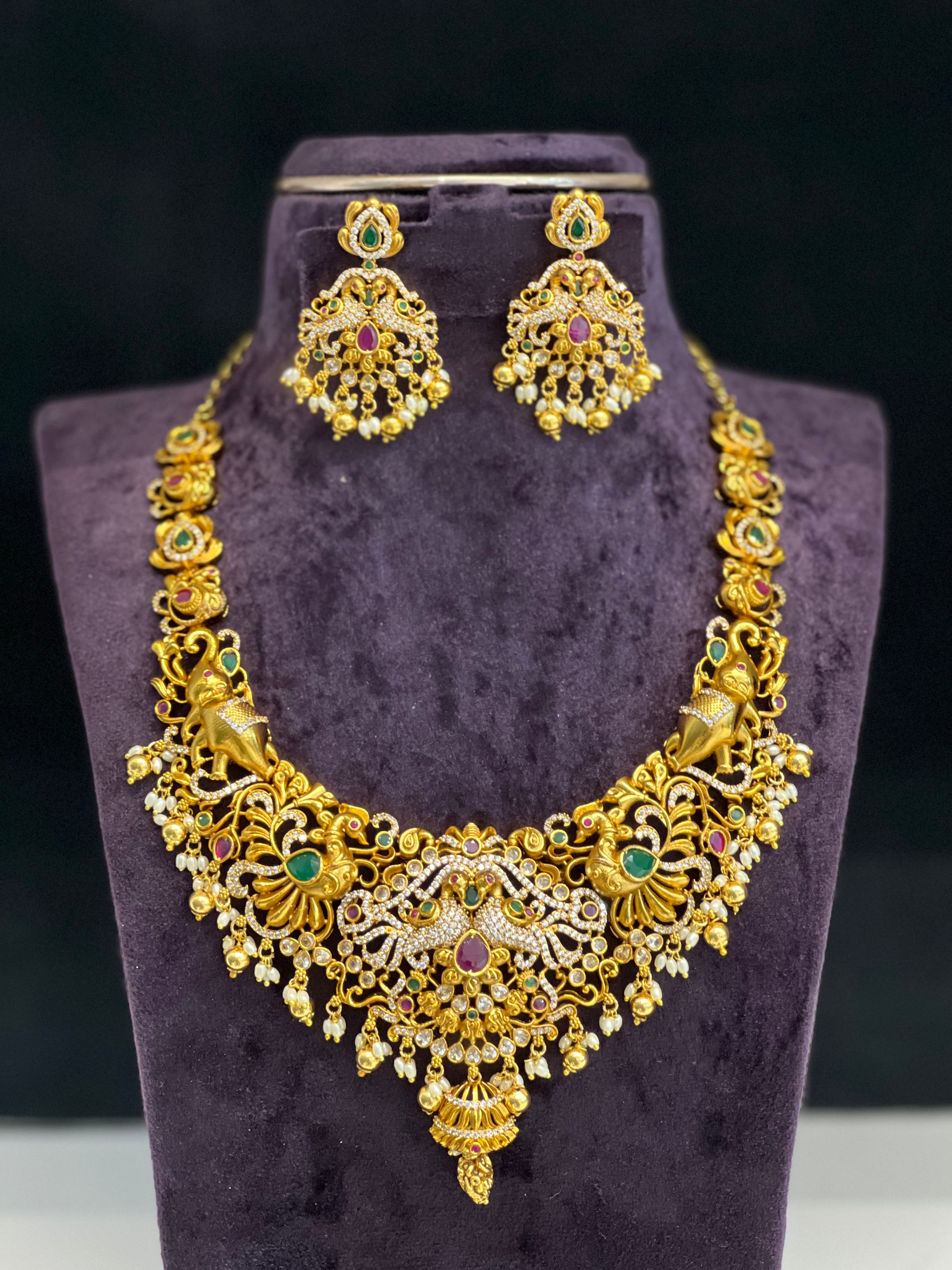 Unique Nakshi necklace