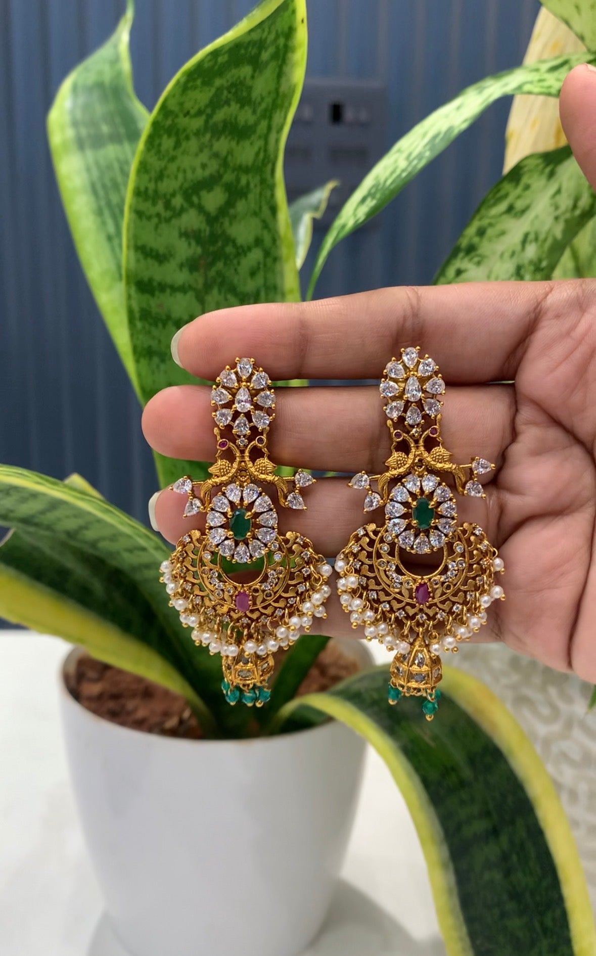 Beautiful chandbalis