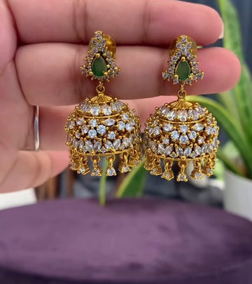 Beautiful Jumkies
