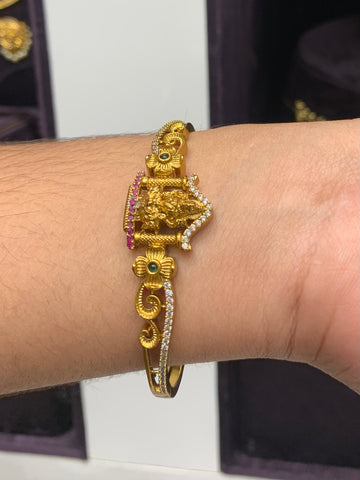 Beautiful free size bracelet