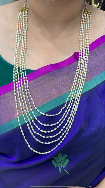 Beautiful pearls chain