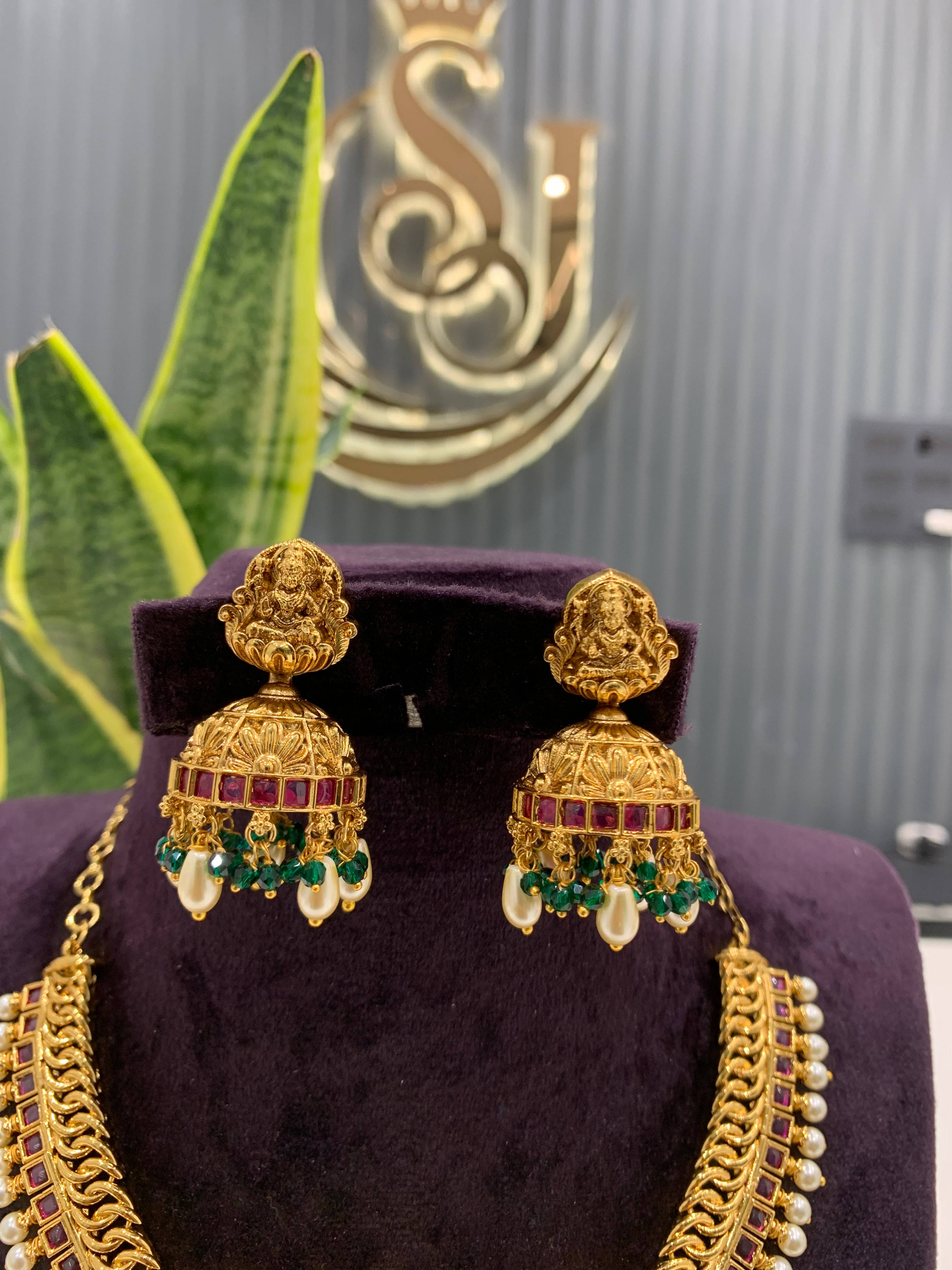 Beautiful jilebi pattern neckset
