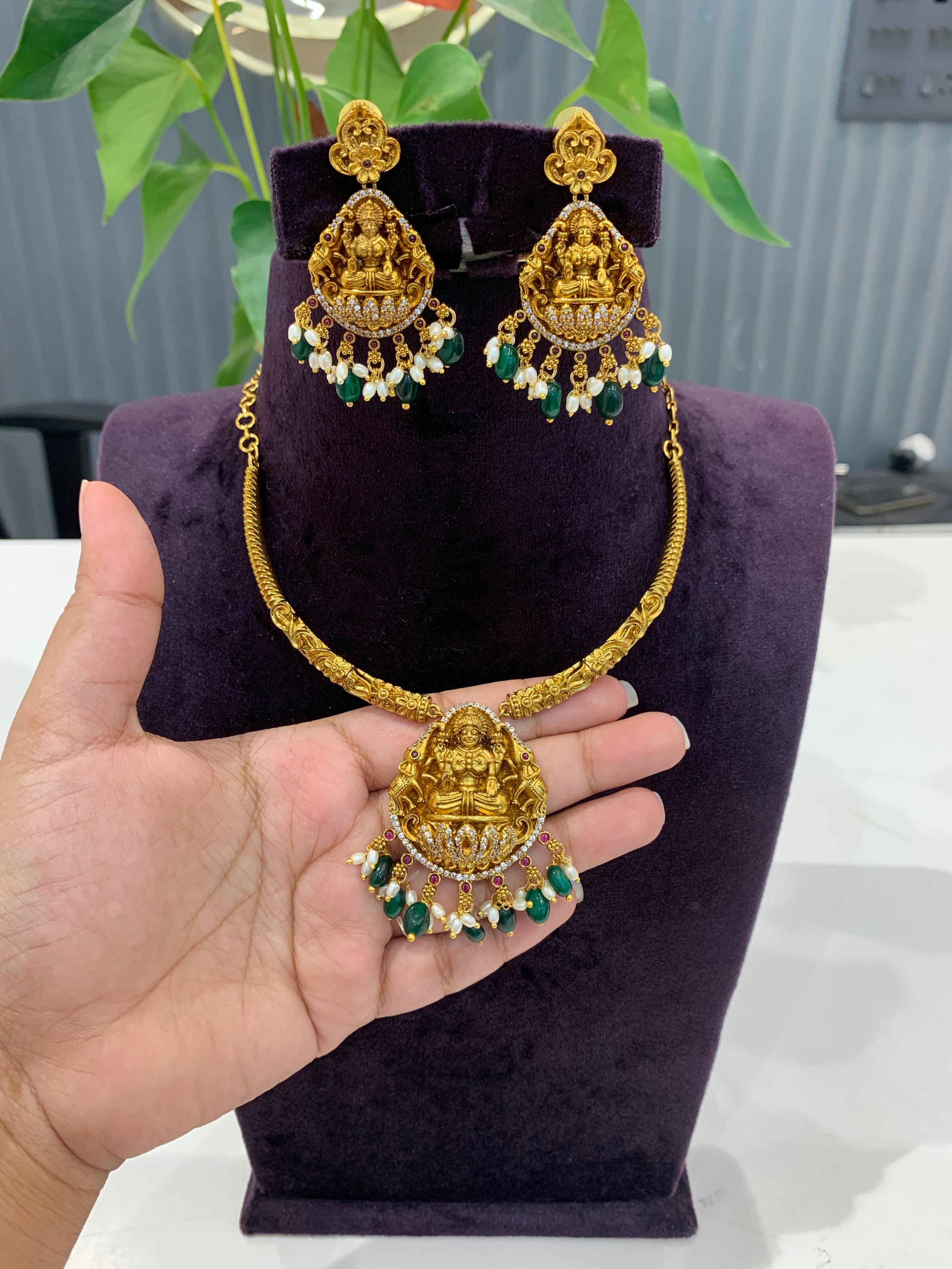 Beautiful nakshi kanti necklace