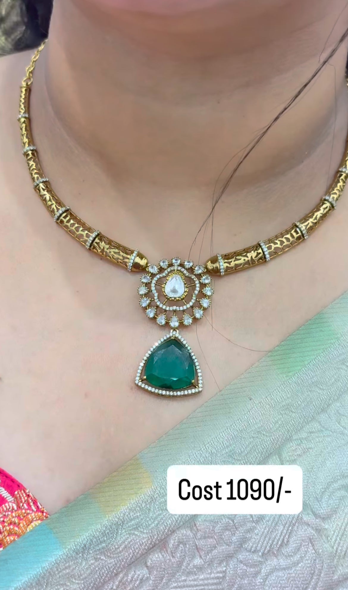 Beautiful Kanti style necklace
