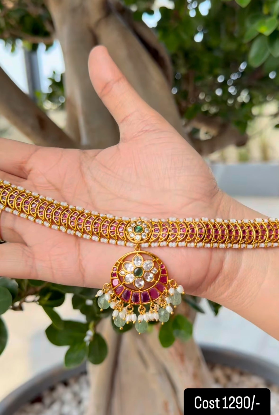 Beautiful customised kundhan style necklace