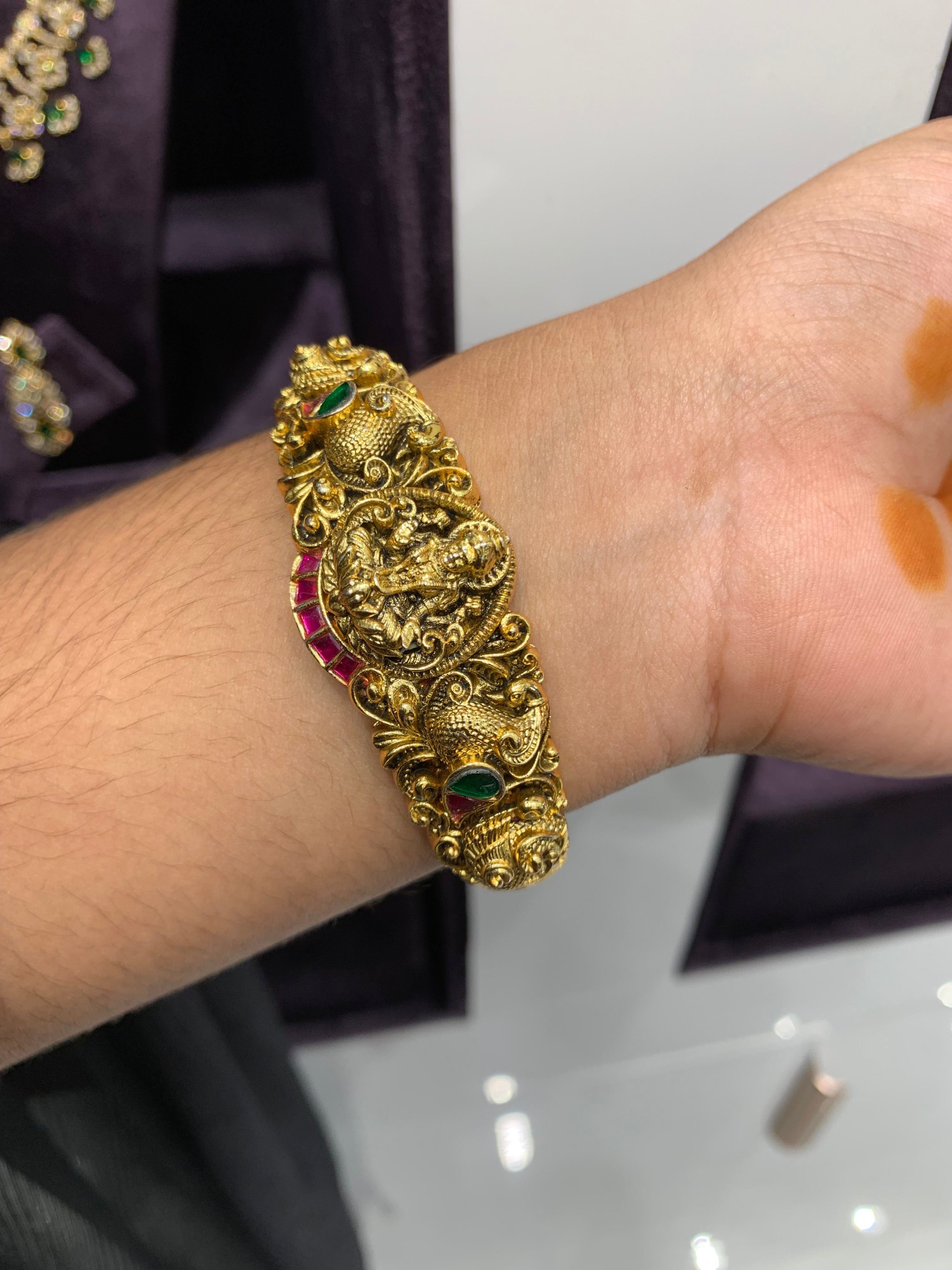 Beautiful jadav openable kada bracelet