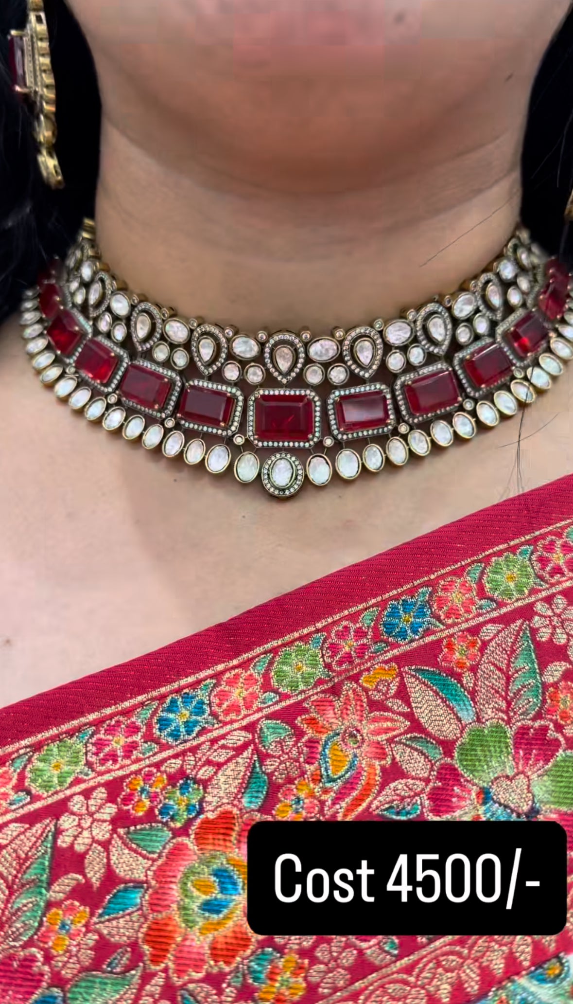 Beautiful real moissanite stone chocker