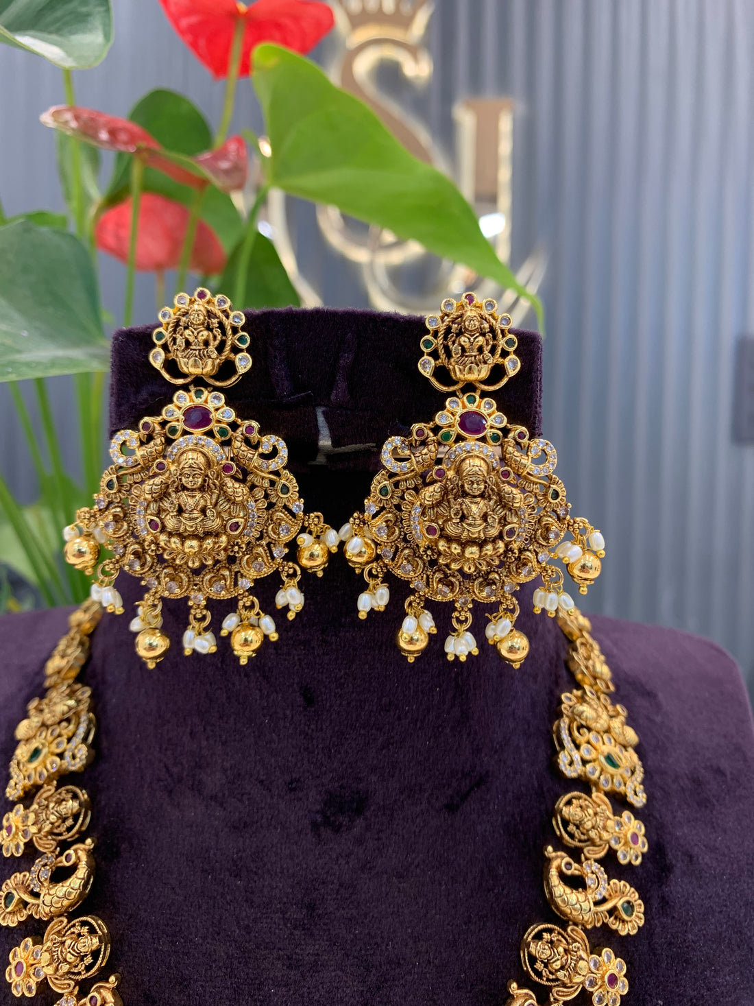 Beautiful nakshi mini haram