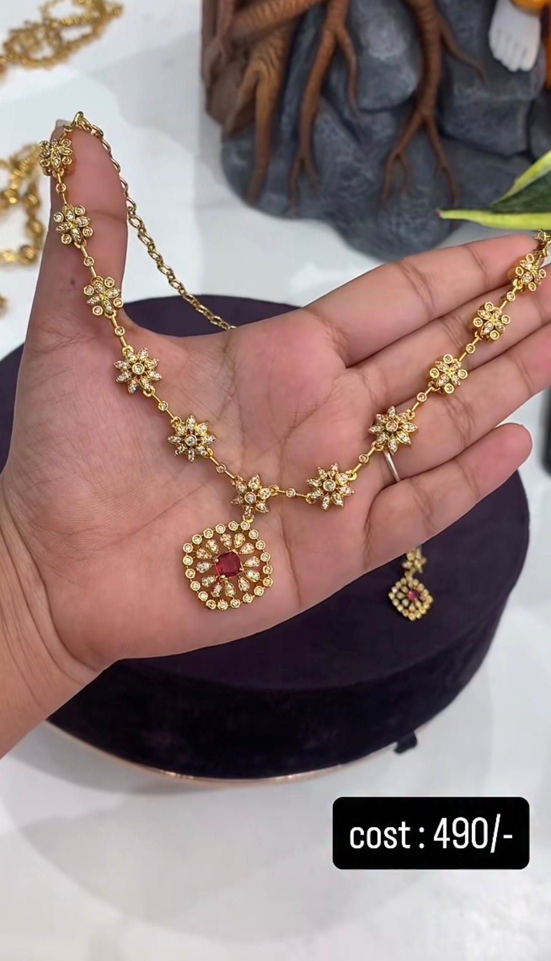 Beautiful simple necklace