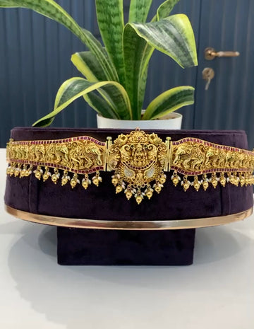 Beautiful Vaddanam with Gold balls