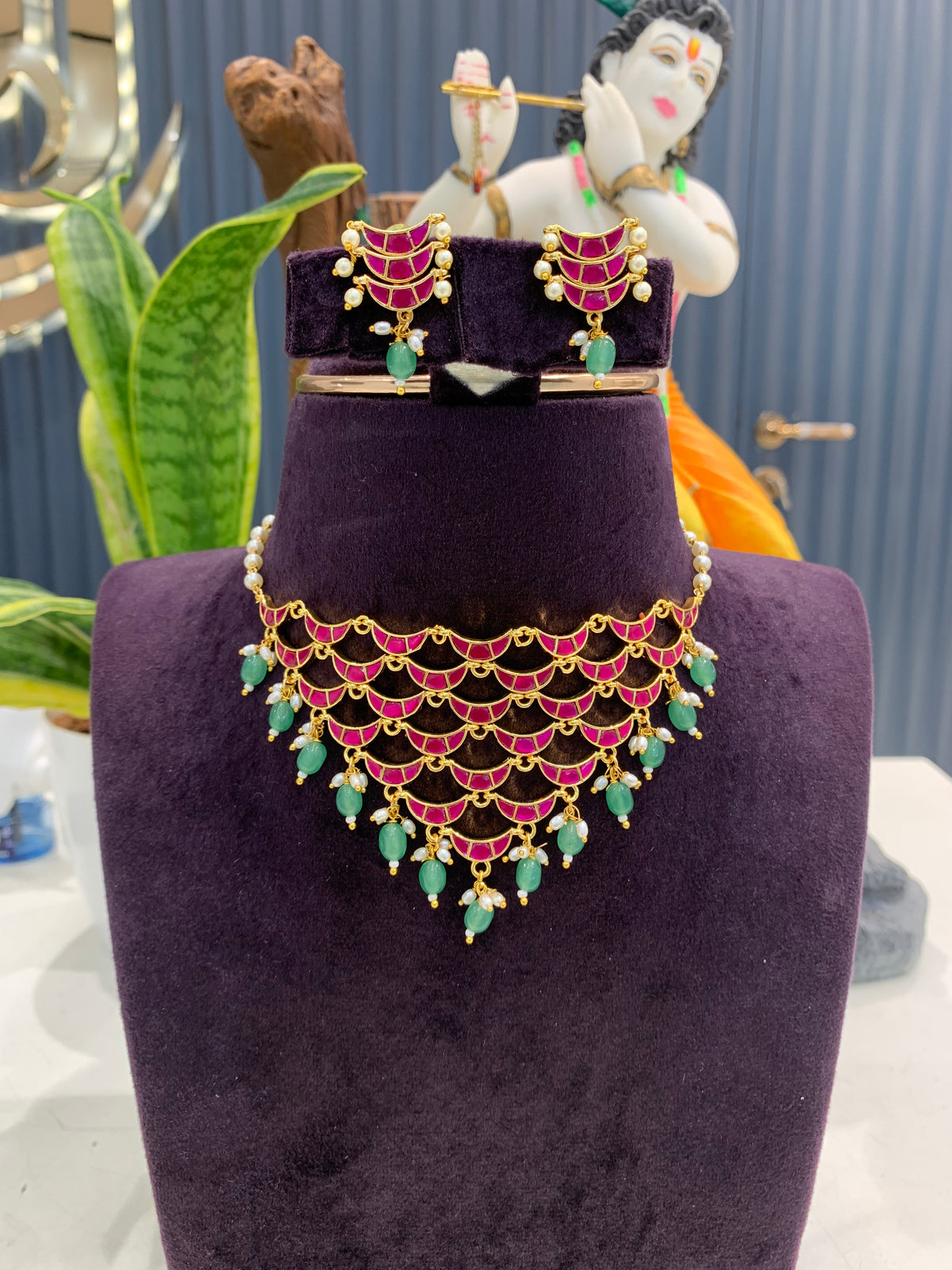 Beautiful customised jadav chocker set