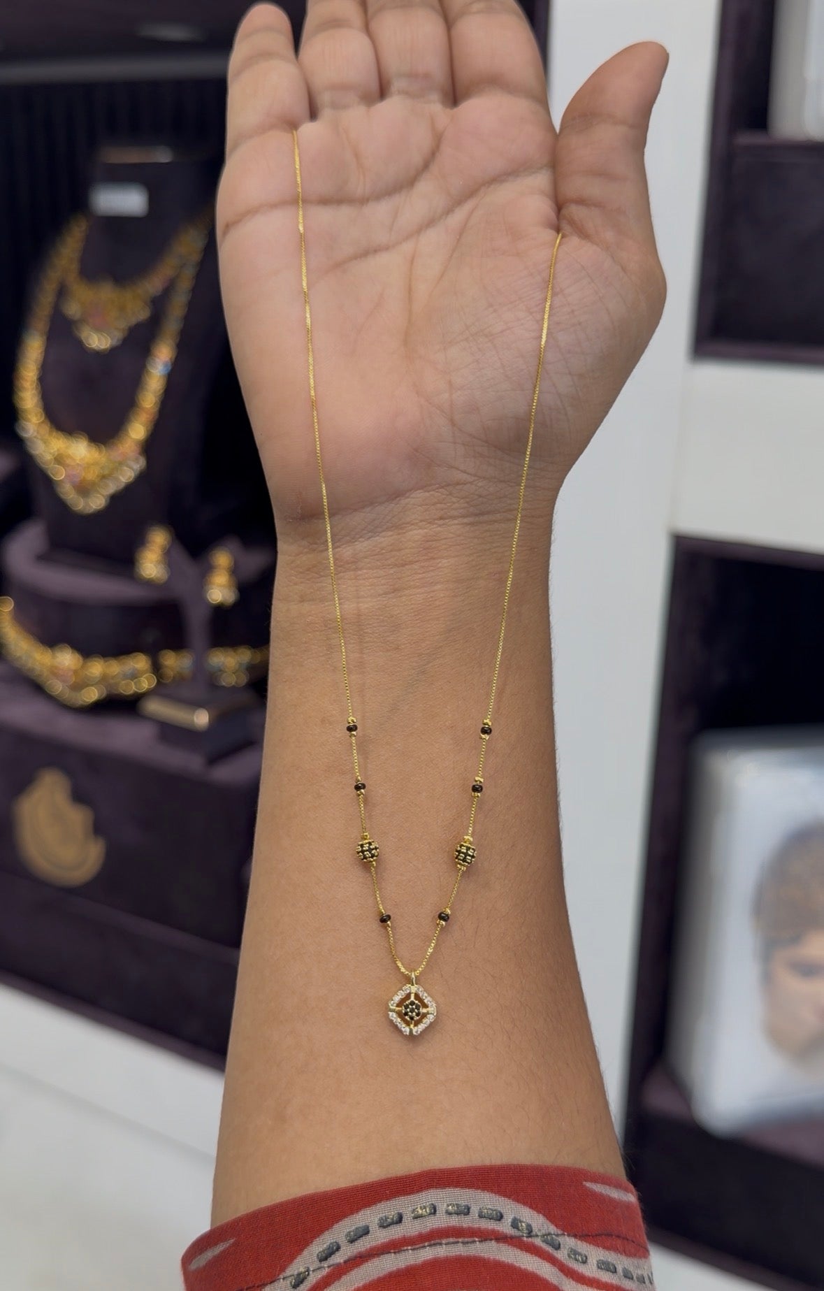 Beautiful fancy blackbeads 18inchs