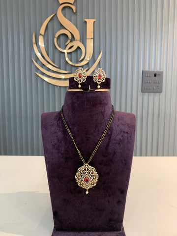Beautiful black beads with removable locket set