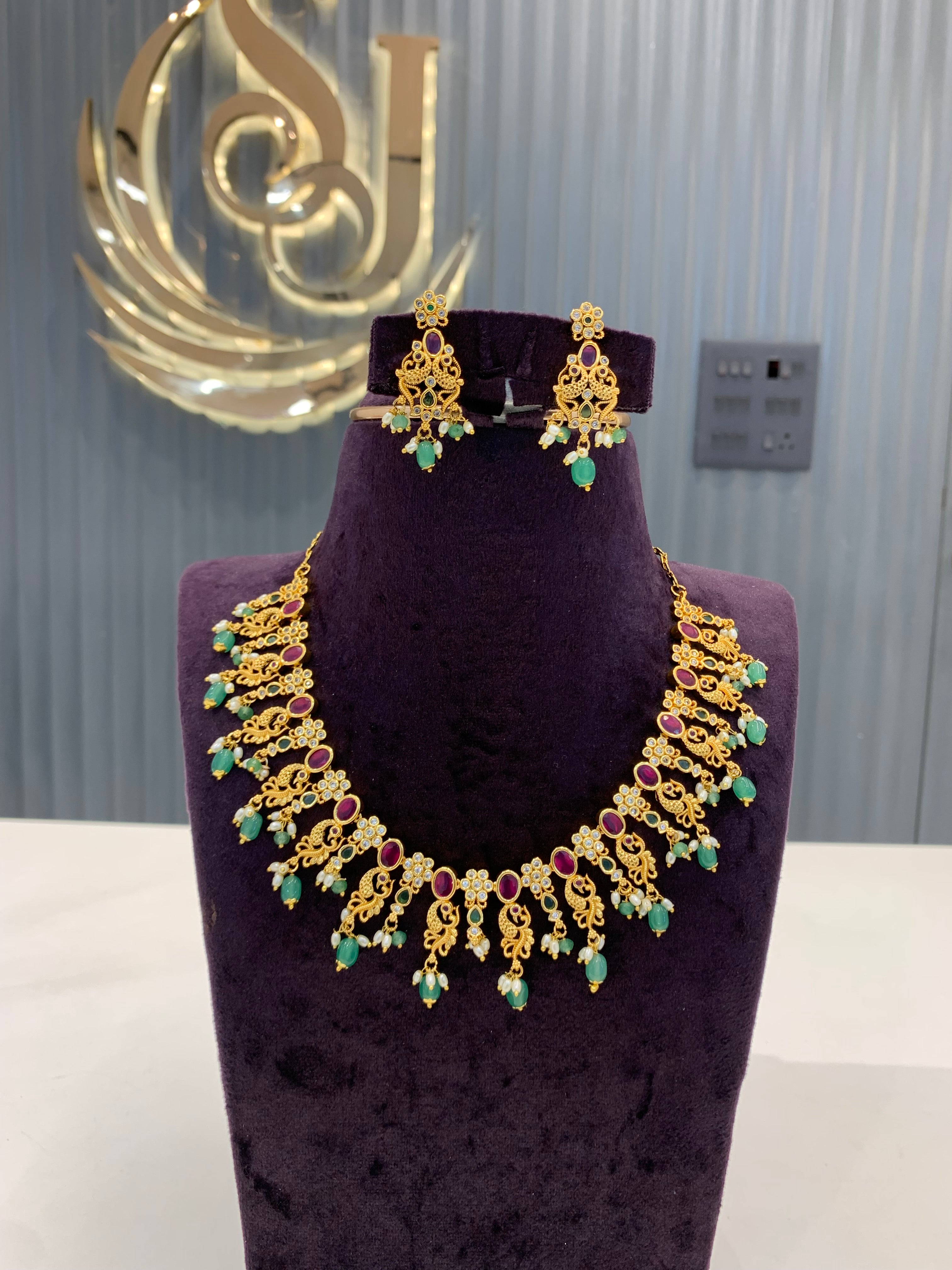 Beautiful u shape necklace