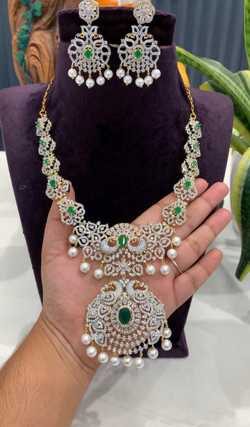 Beautiful GJ polish short necklace