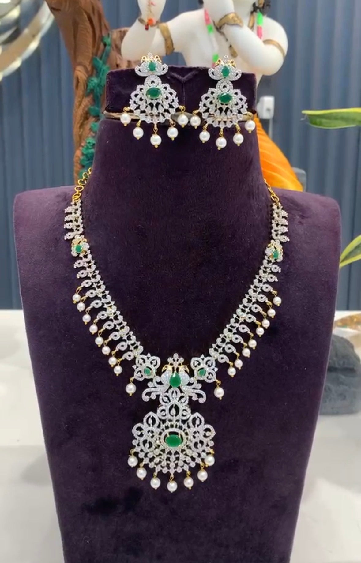 Beautiful GJ Necklace