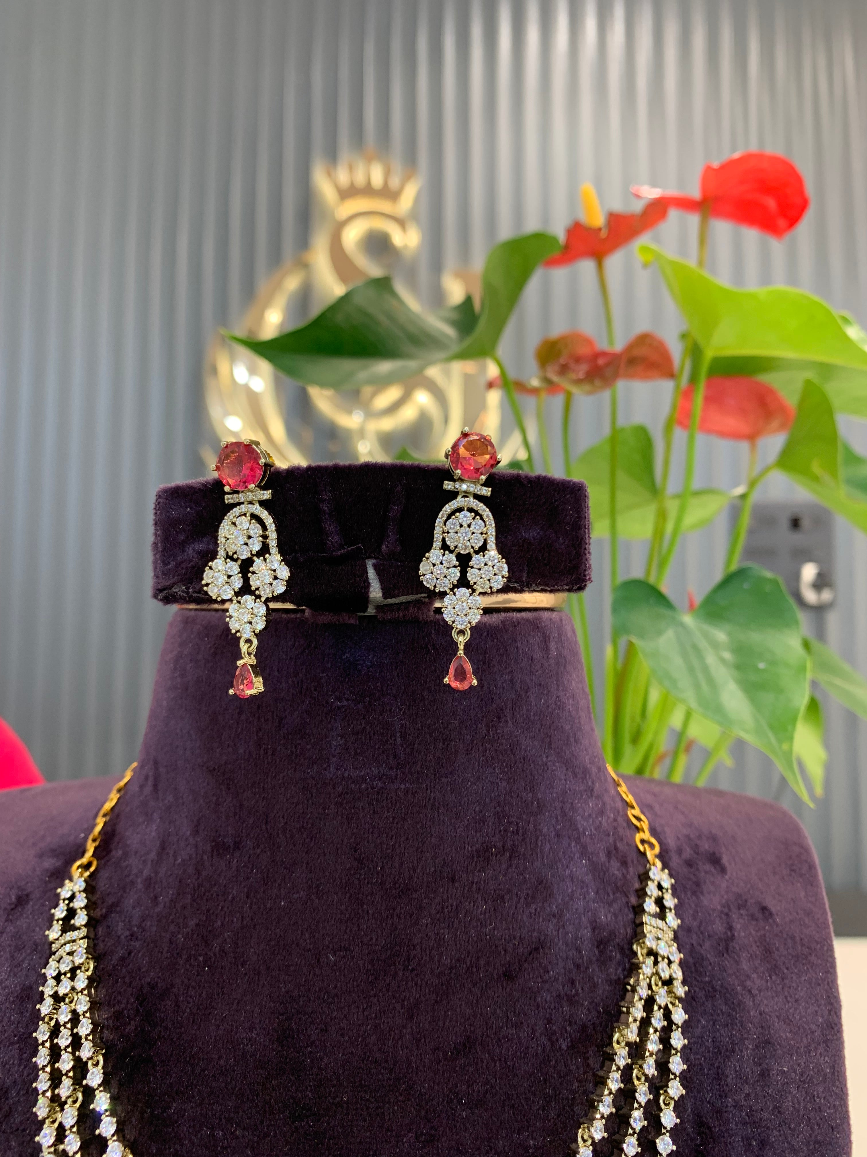 Beautiful stylish neckset