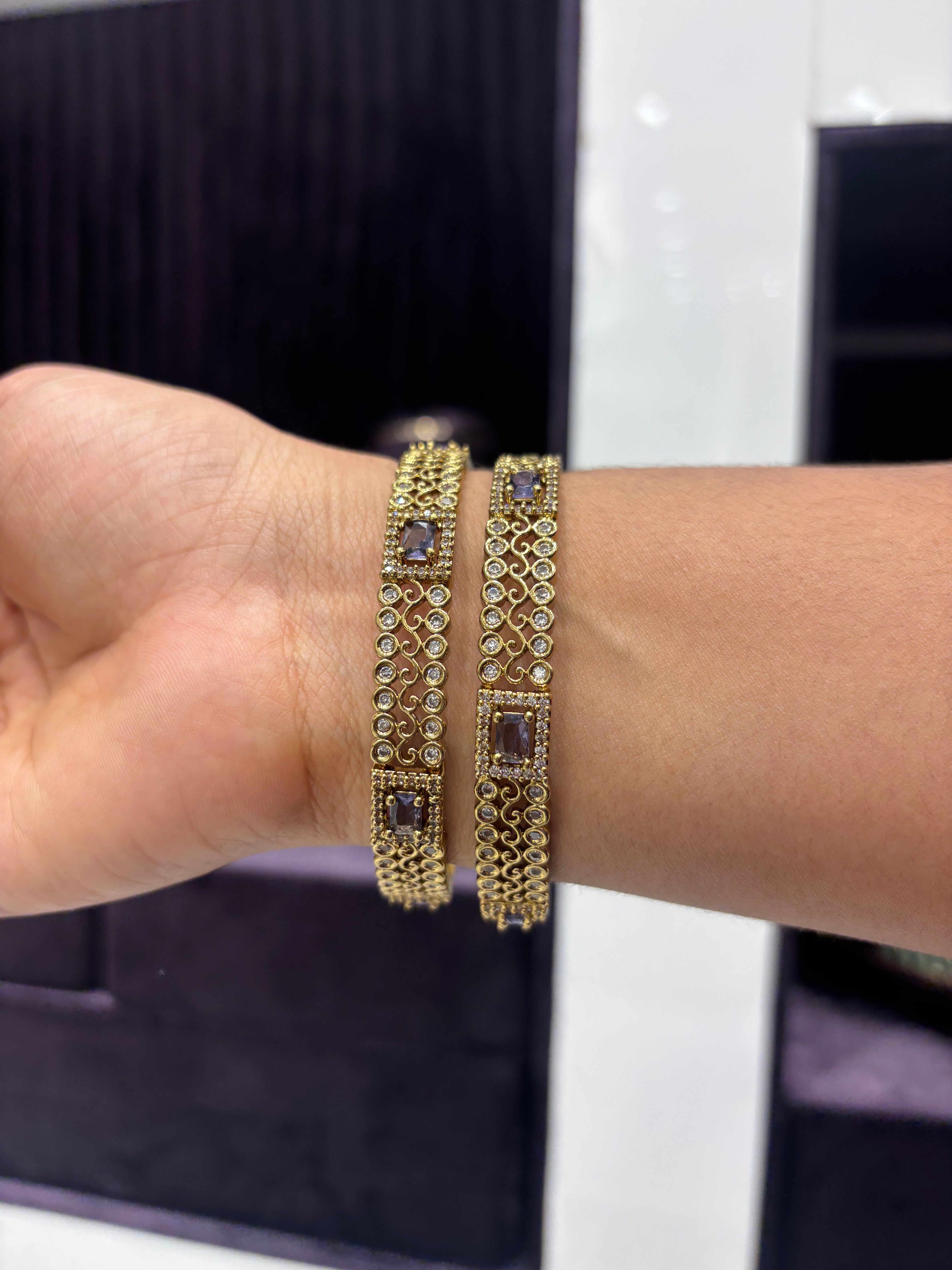 Mehandi bangles with lavender stone