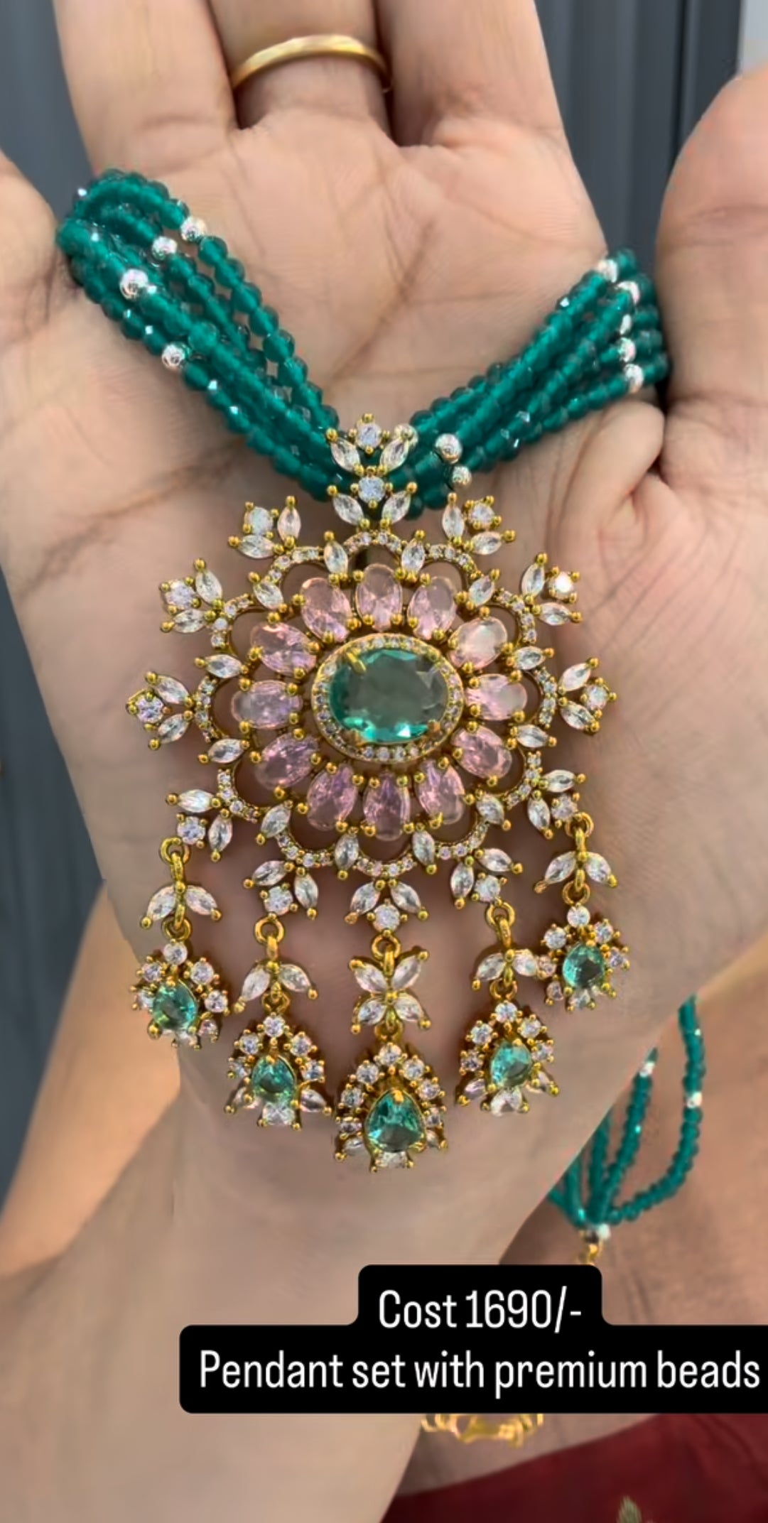 Beautiful beads set