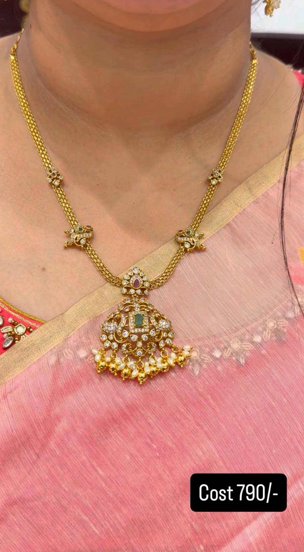 Beautiful simple chain neckset