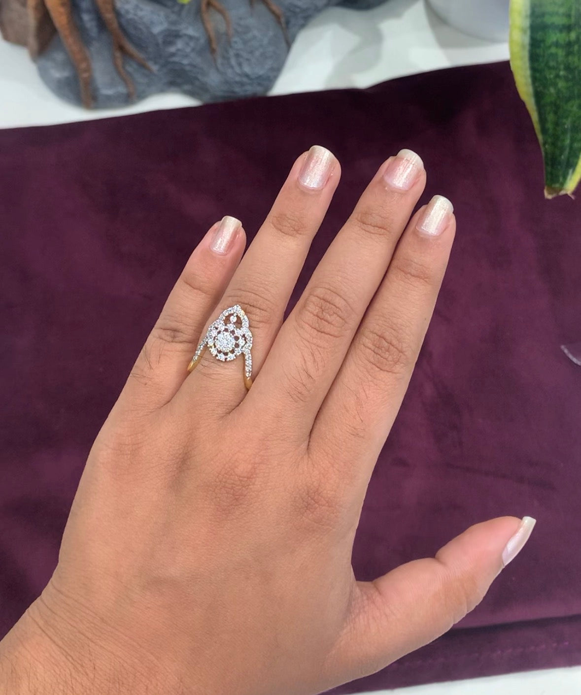 Beautiful White Stone Vanki Ring