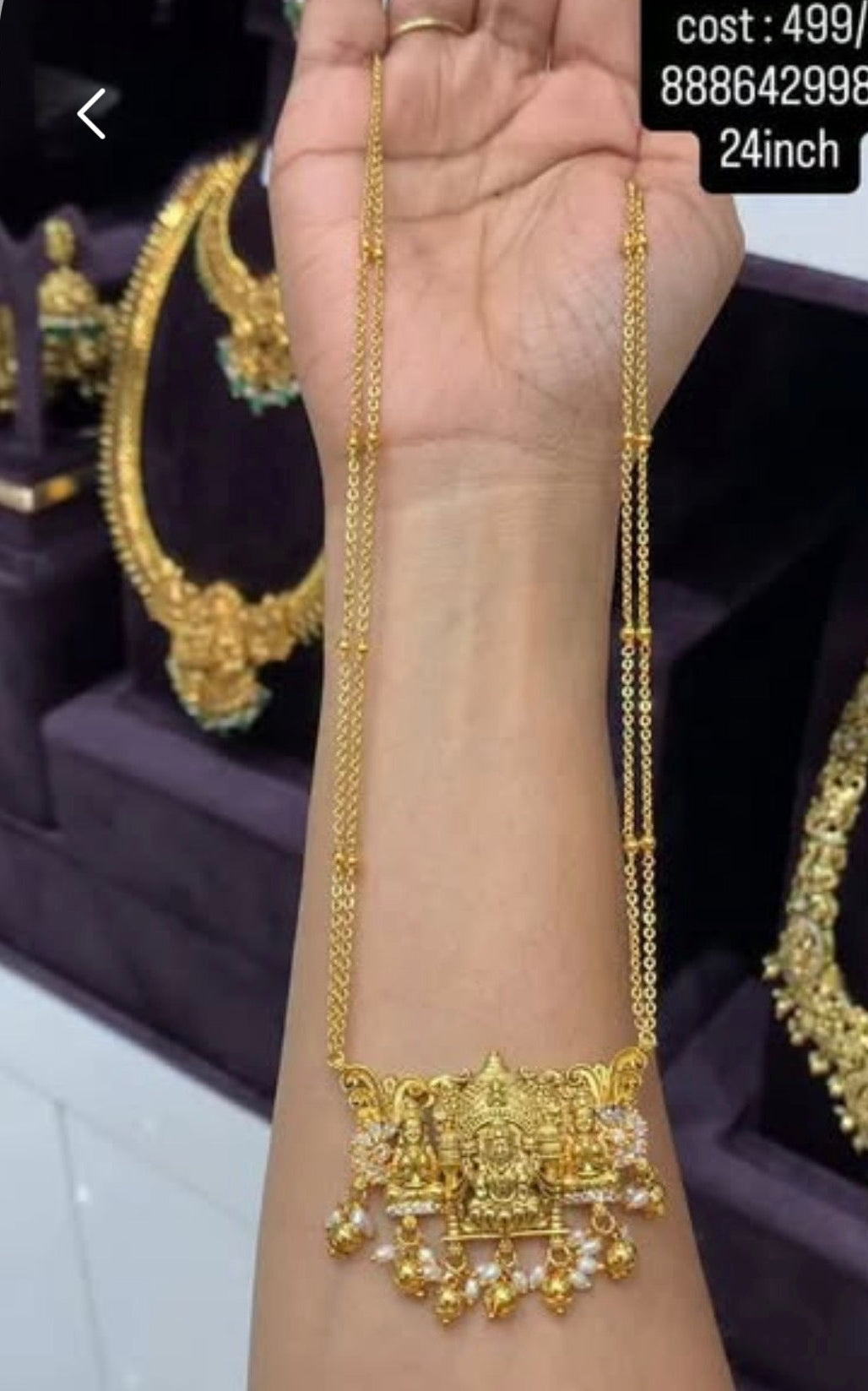 Beautiful locket with customised chandraharam chain 24 inchs