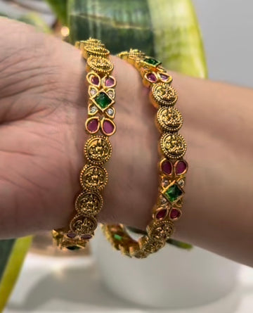 Beautiful Kasu Type bangels With Pota Stone ( Set of 2 Bangels )