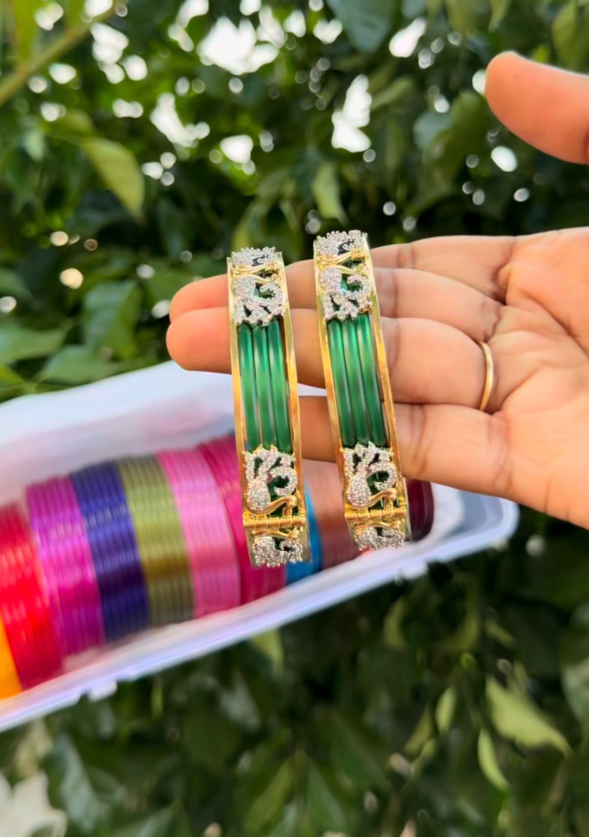 Beautiful New Swan 🦢 Changeable Bangels with 12 Colours