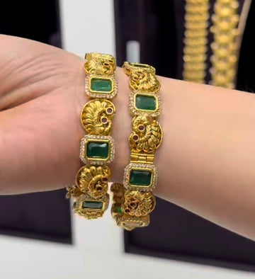 Beautiful Green Stone Peacock Pattern Openable Kada Bangels ( single )