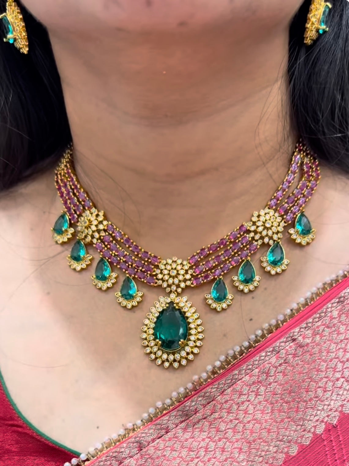 Beautiful Green Stone Party Wear Neckset