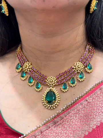 Beautiful Green Stone Party Wear Neckset