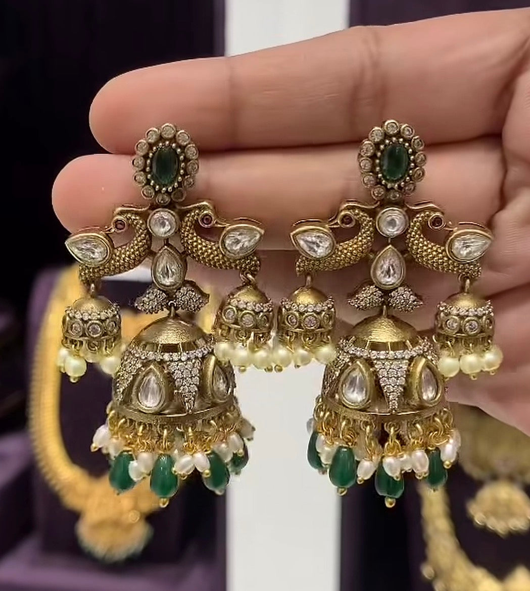 Beautiful Mehandhi Polish Jumkies