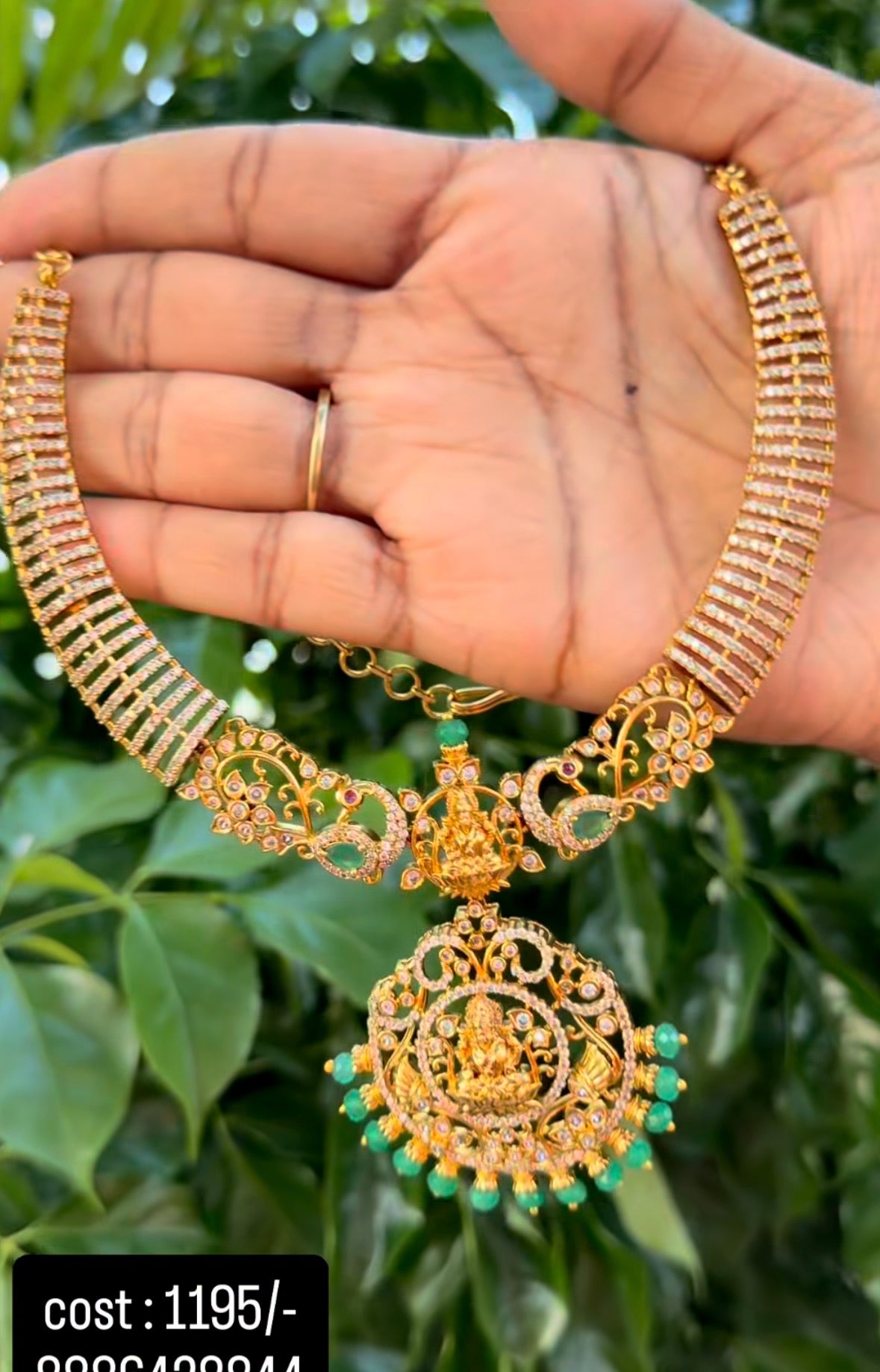 Beautiful New Lakshmidevi Kanti Pattern Necklace With Earrings