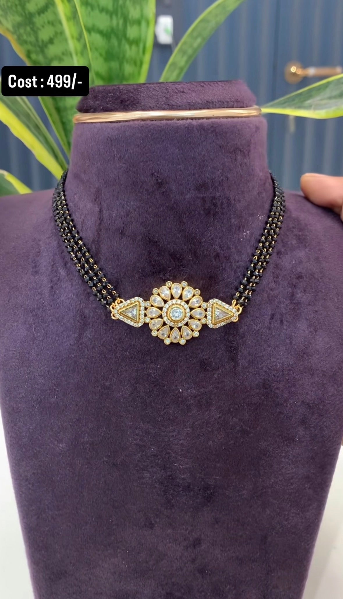 Beautiful blackbeads chocker
