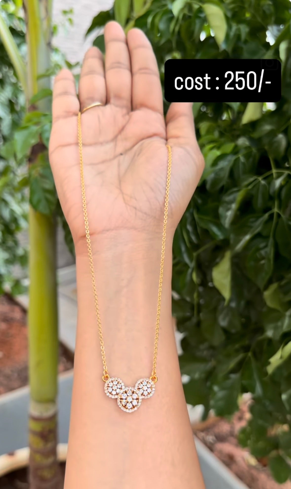 Beautiful Locket With Chandraharam Chain ( 18 Inches )