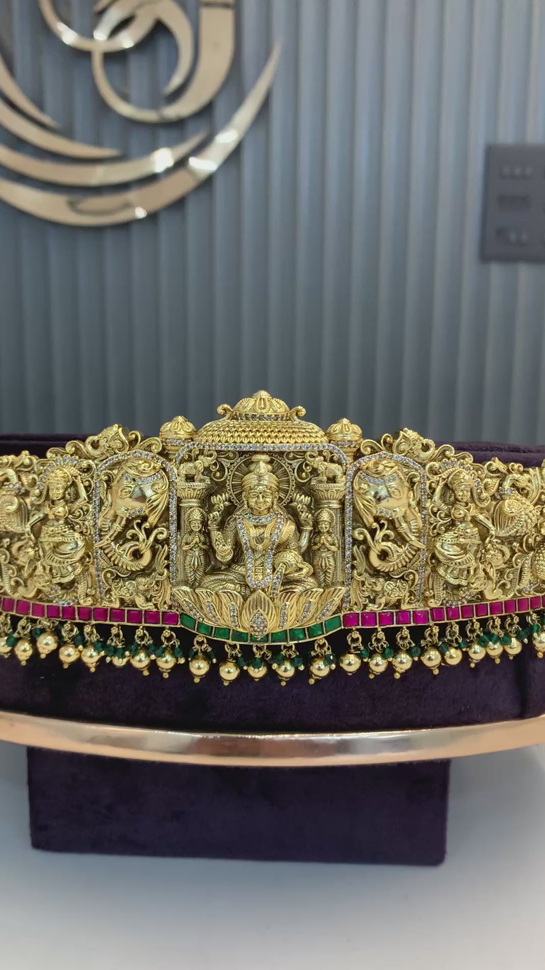 Beautiful Nakshi 3D vaddanam with Jadav stone