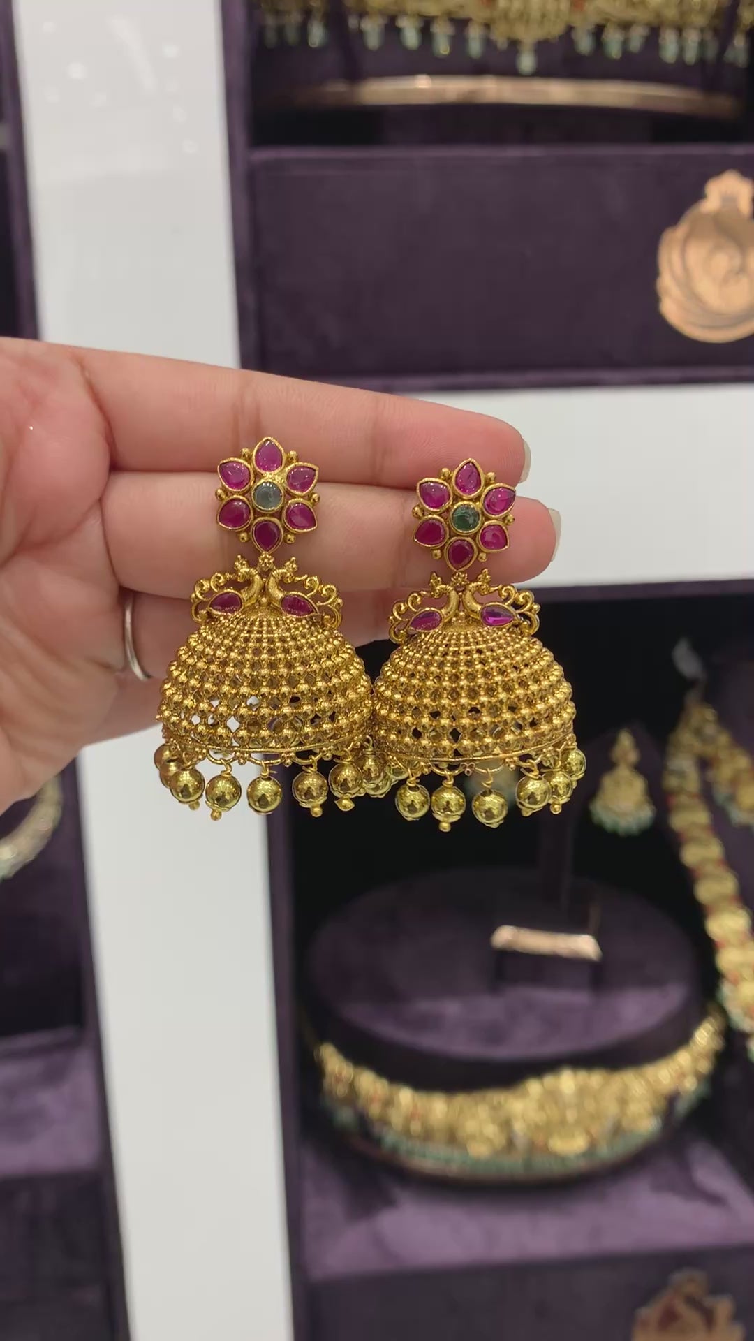 Beautiful nakshi jumkies