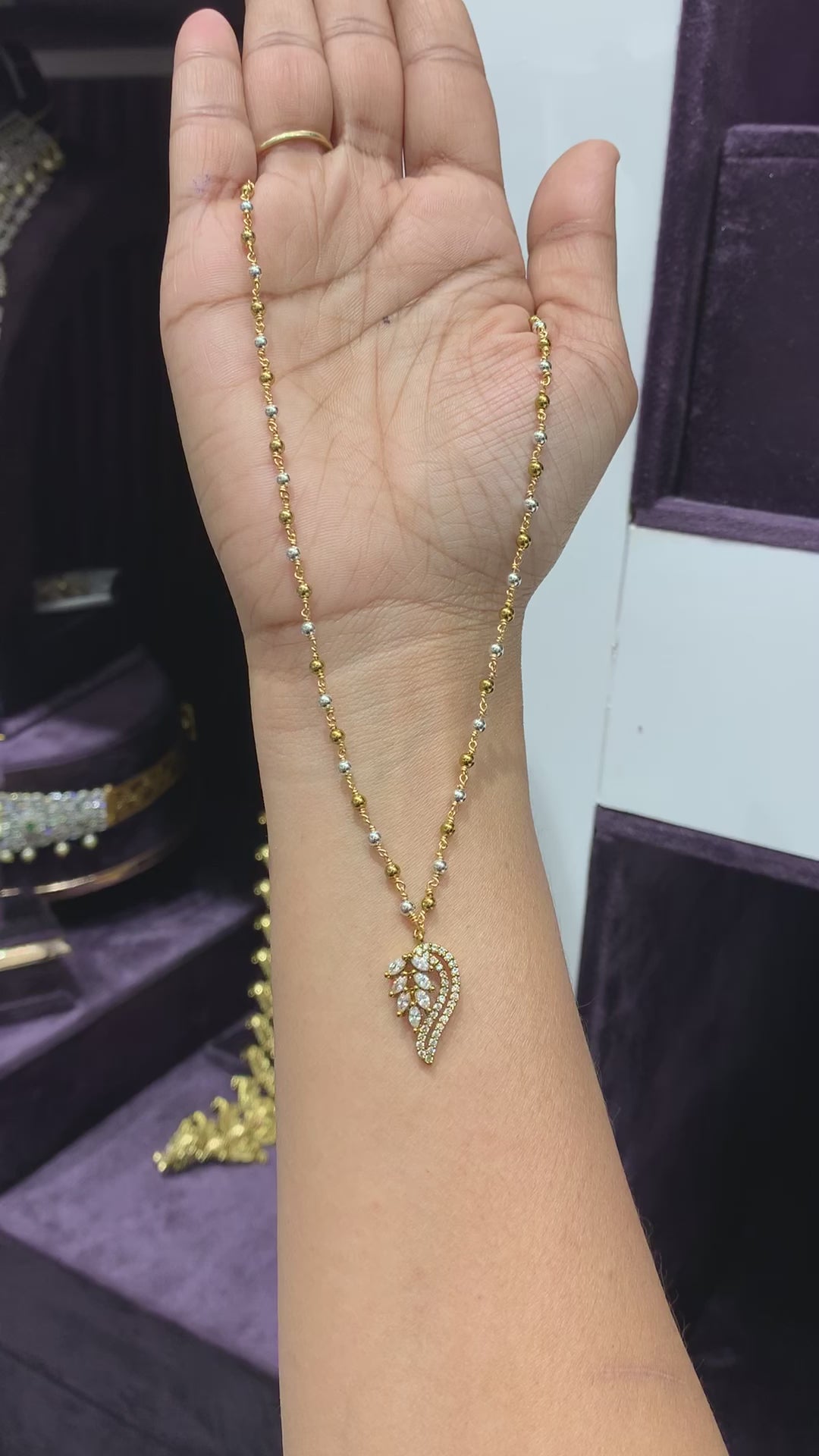 Simple locket with hand made chain