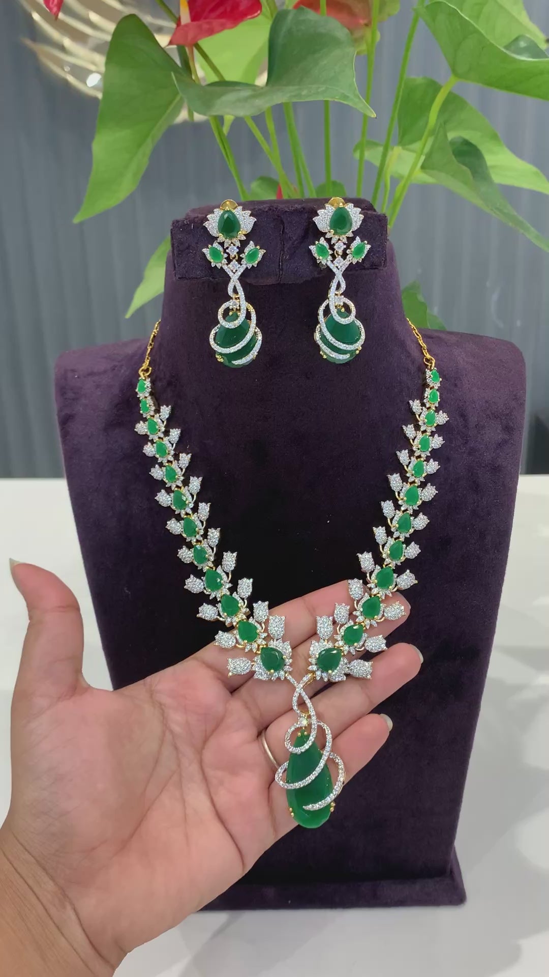 Beautiful nd stylish  GJ  neckset