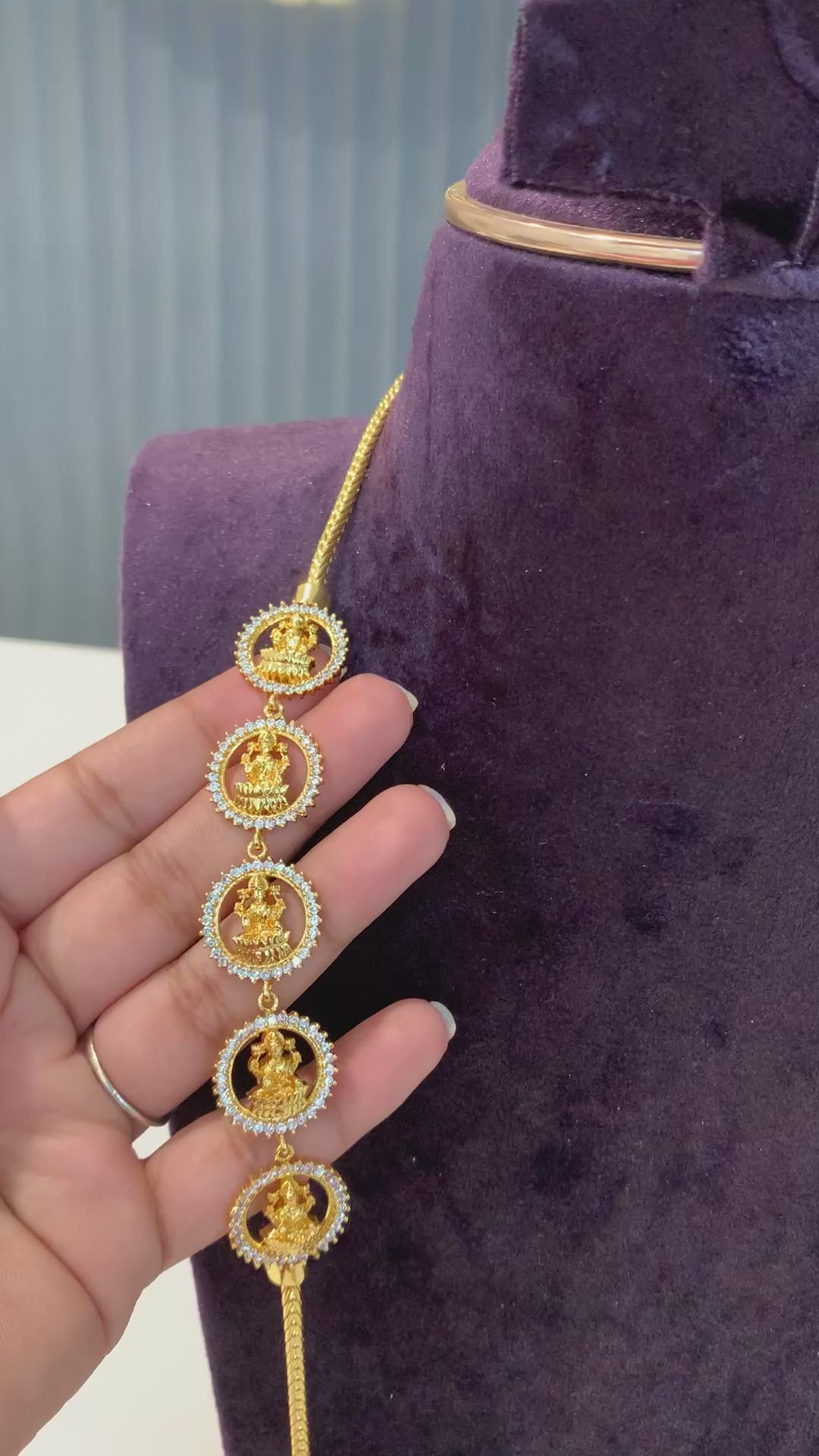 Beautiful thali chain