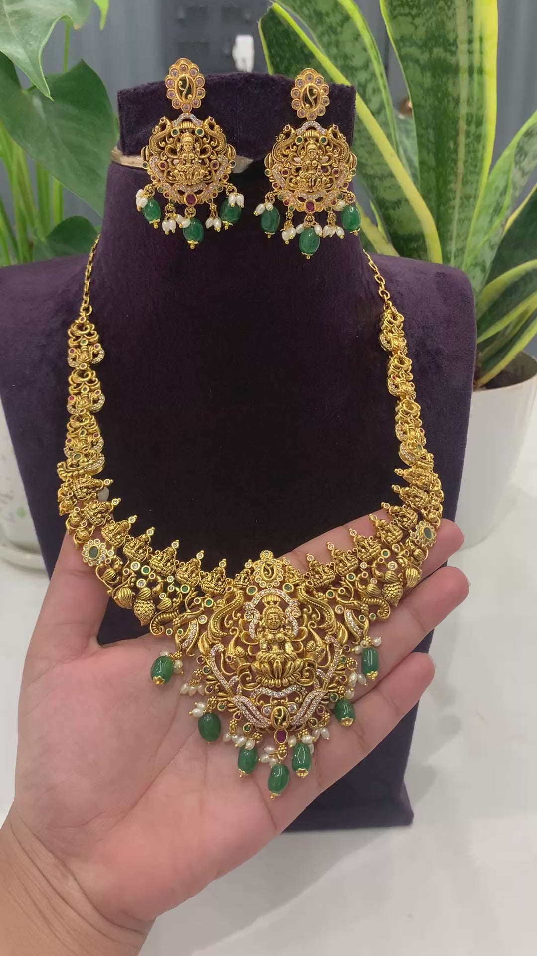 Beautiful nakshi necklace
